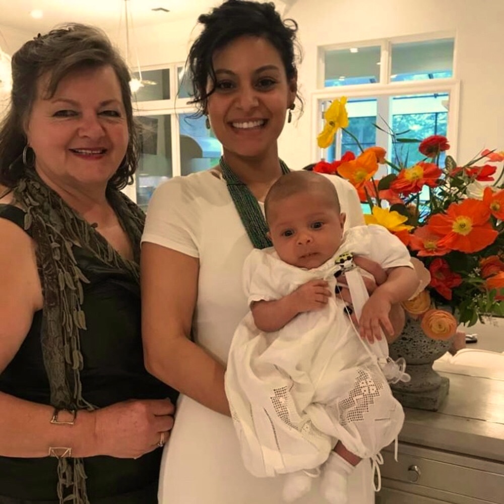 Meet your Posher, Leila